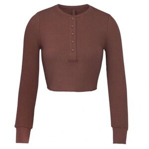 SKIMS waffle long sleeve cropped henley